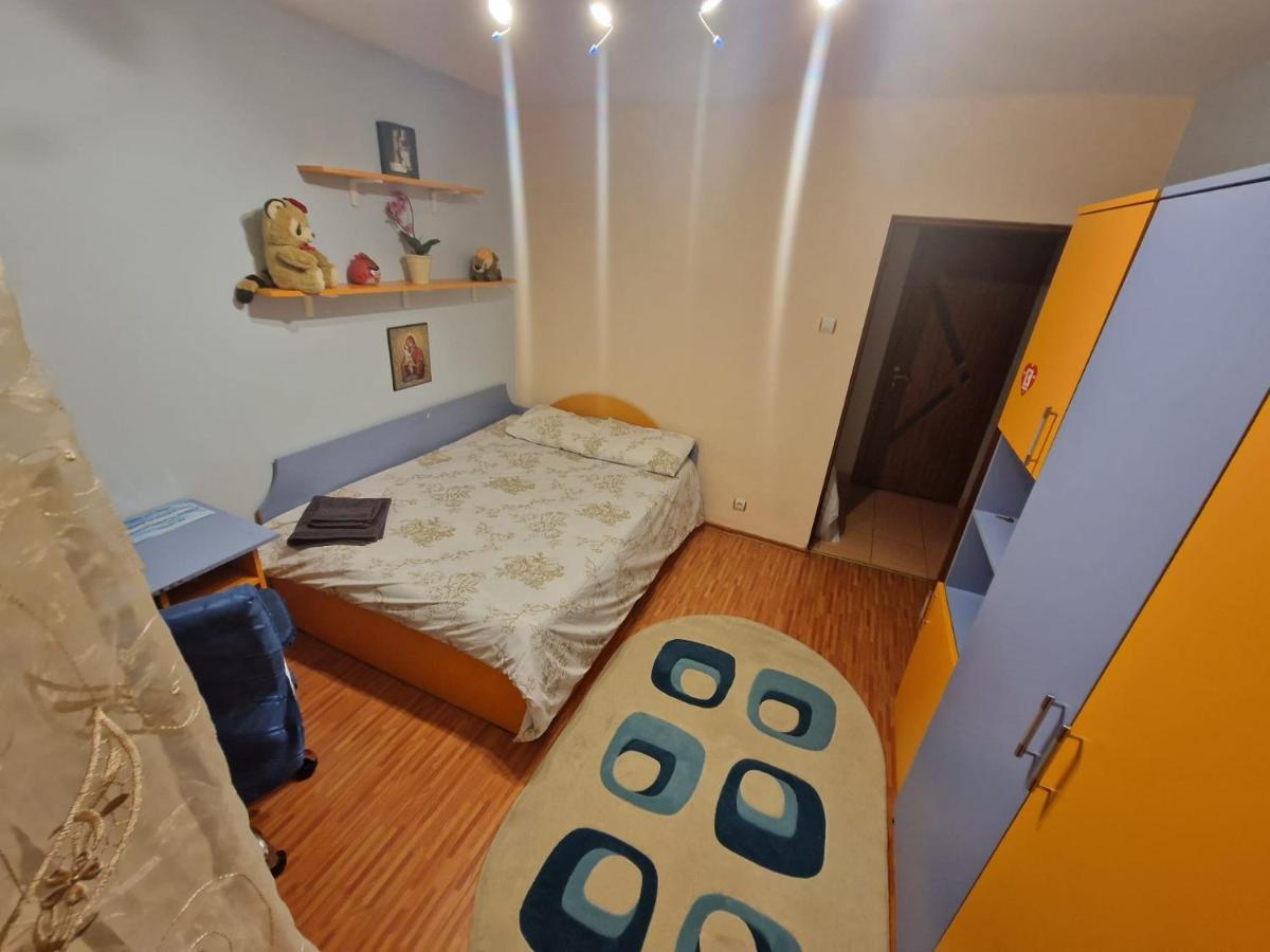 Apartament Apartament Victoria Târgu Jiu Zewnętrze zdjęcie