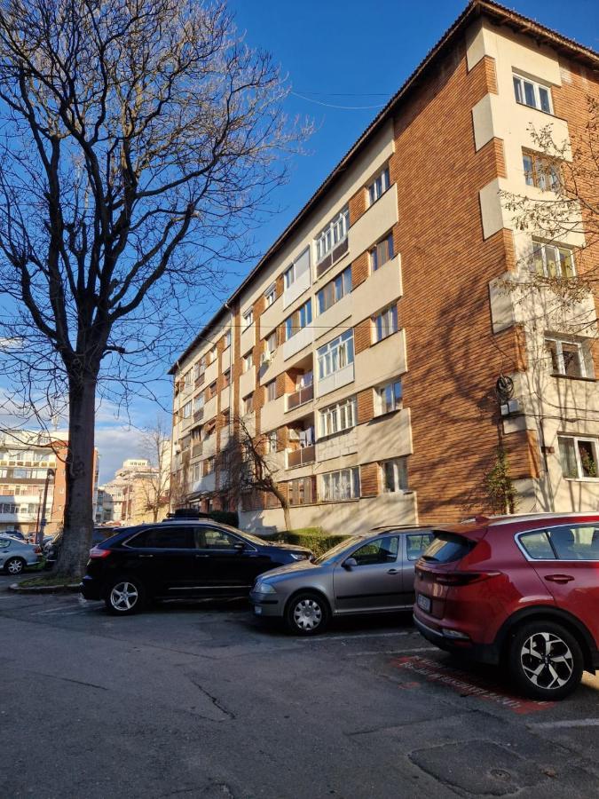 Apartament Apartament Victoria Târgu Jiu Zewnętrze zdjęcie